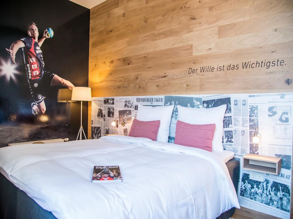 Hotel Alte Post フレンスブルク エクステリア 写真