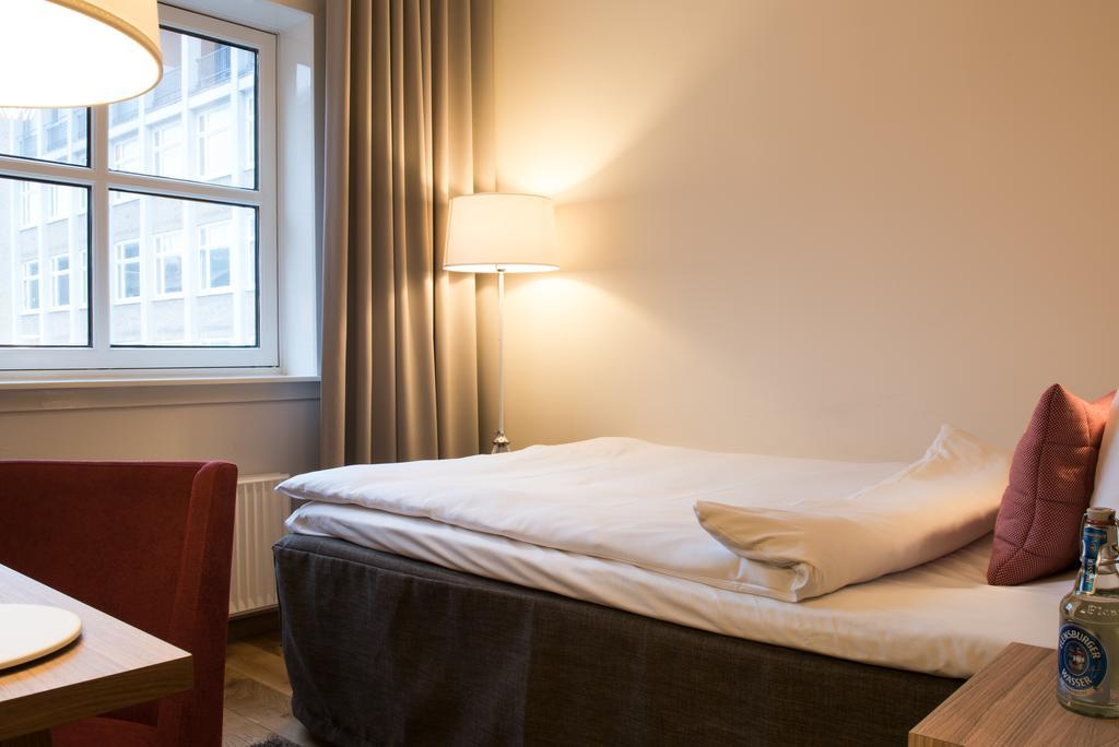 Hotel Alte Post フレンスブルク エクステリア 写真